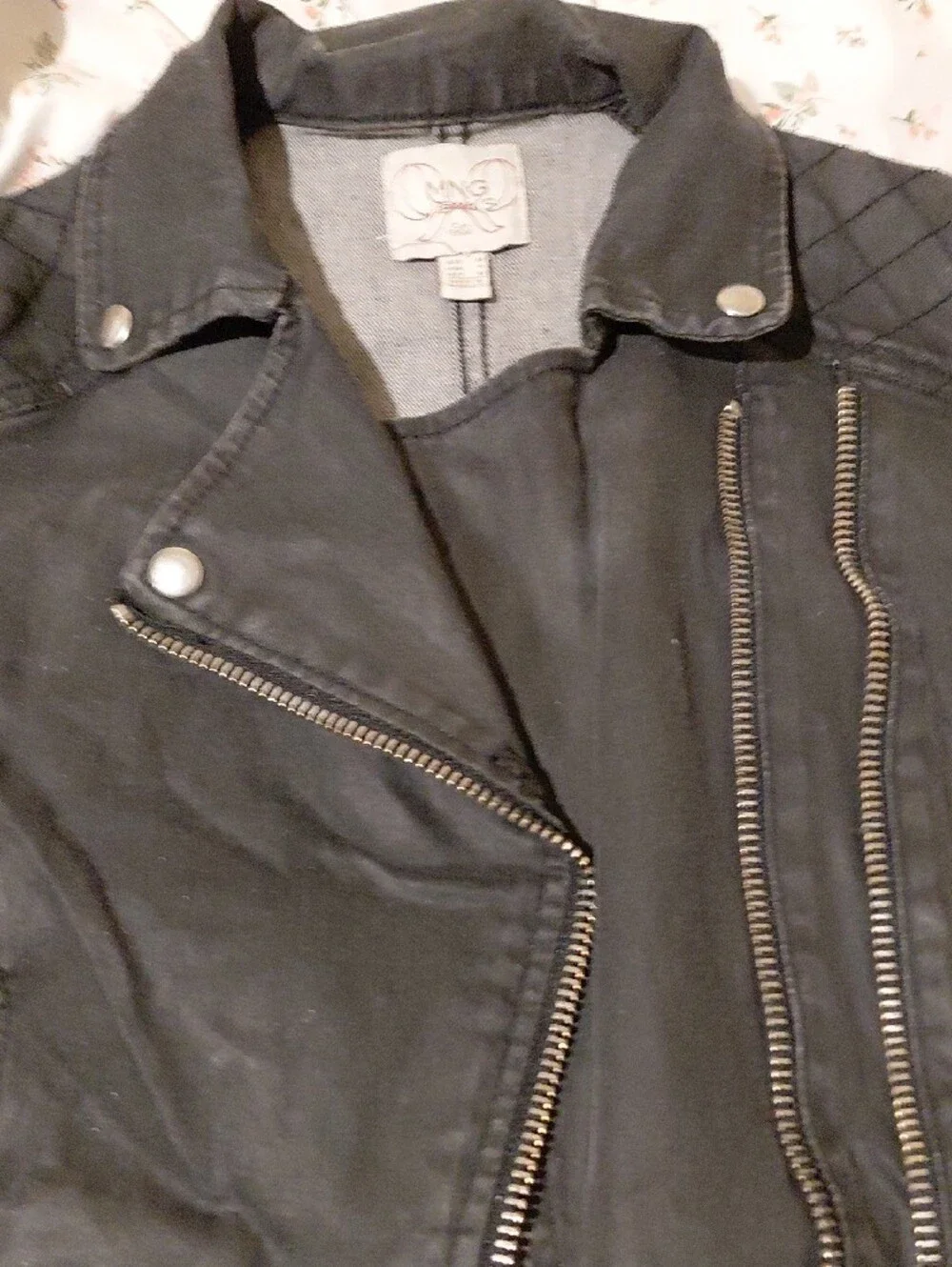 Small Vero Moda black biker-style leather jacket